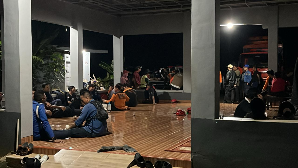 slide-1-tompobulu-1024x576 Mahasiswi Pertanian Unhas Terseret Arus Sungai di Tompobulu, Ini Kronologinya!