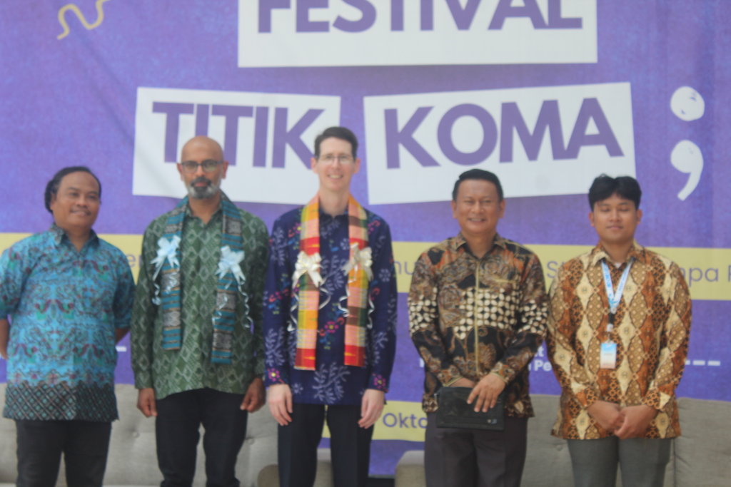 slide-1-Festival-tikom-1024x683 Empat Hari Bersama Festival Titik Koma, Menyelami Kesehatan Mental dari Berbagai Perspektif