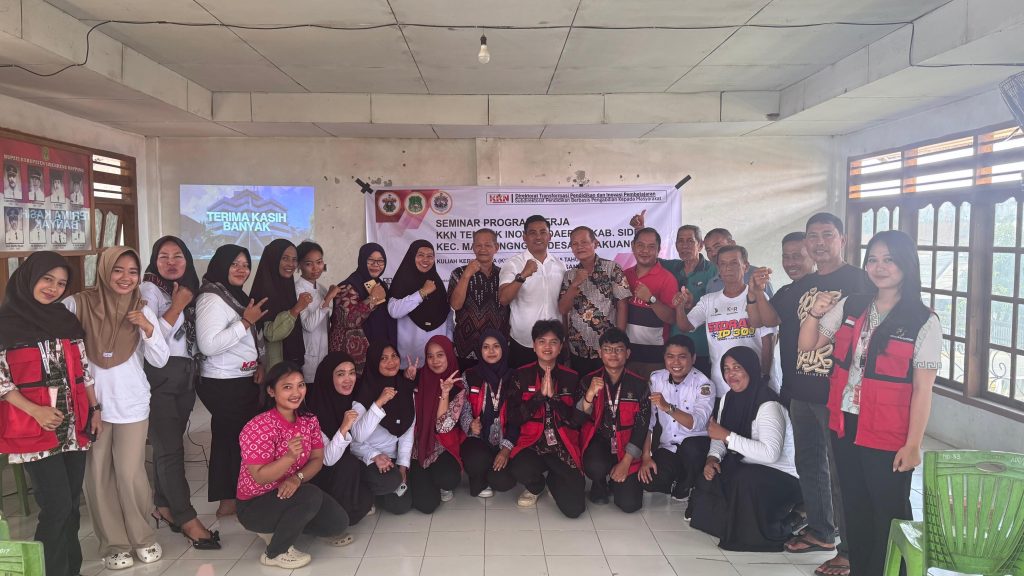 20a0e35e-6152-4835-8ddf-21c2feb1cc11-1024x576 Mahasiswa KKNT 115 Unhas Dorong Digitalisasi Informasi Desa Allakuang Melalui Website Profil Desa dan Barcode Wisata