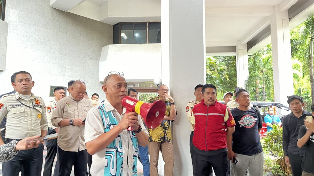 slide-1-1024x576 Kepala Humas Unhas: SPPG Bukan Bentuk Komersialisasi Kampus