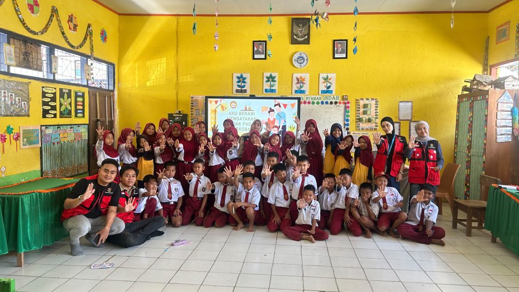 Mahasiswa KKN Unhas Tanamkan Semangat Anti Narkoba melalui Edukasi “Aku Berani Mengatakan Tidak pada Narkoba” di SD Negeri 1 Wettee