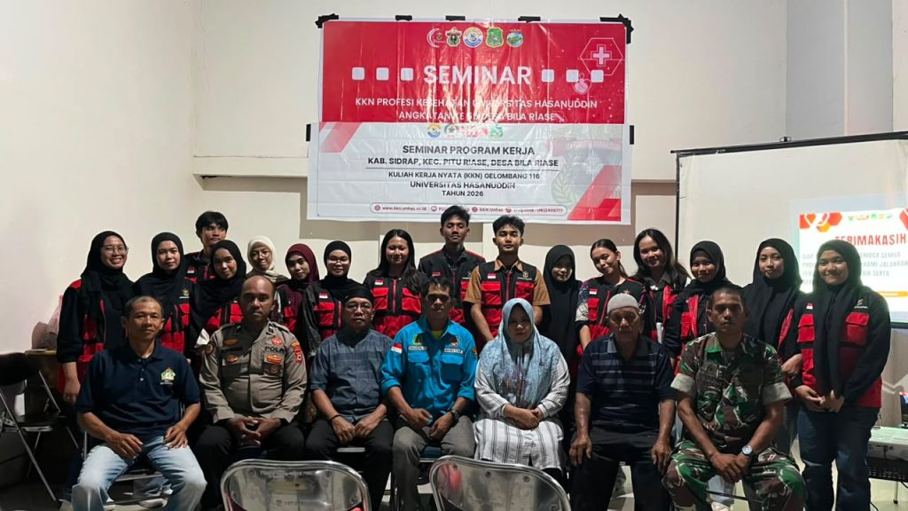 Mahasiswa KKN-T Unhas Luncurkan Program SAPA DESA, Perkuat Digitalisasi Informasi Desa Bila Riase