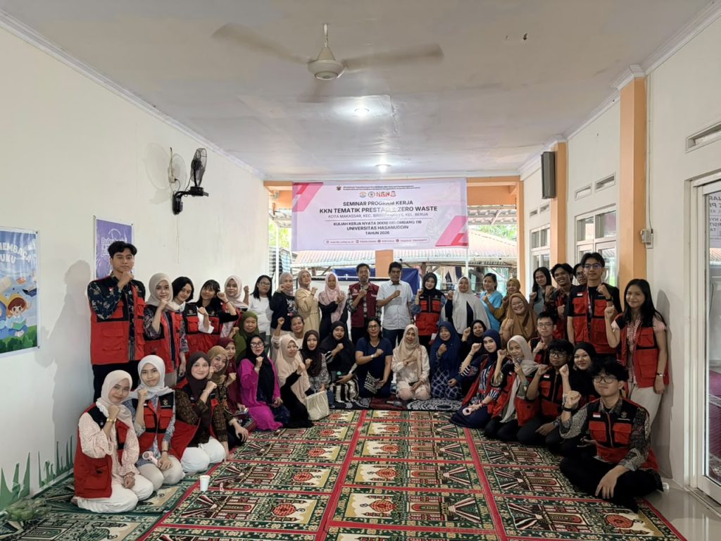 Mahasiswa KKN Prestasi Unhas Hadirkan Program Zero Waste dan Digitalisasi Kampung Herbal di Kelurahan Berua