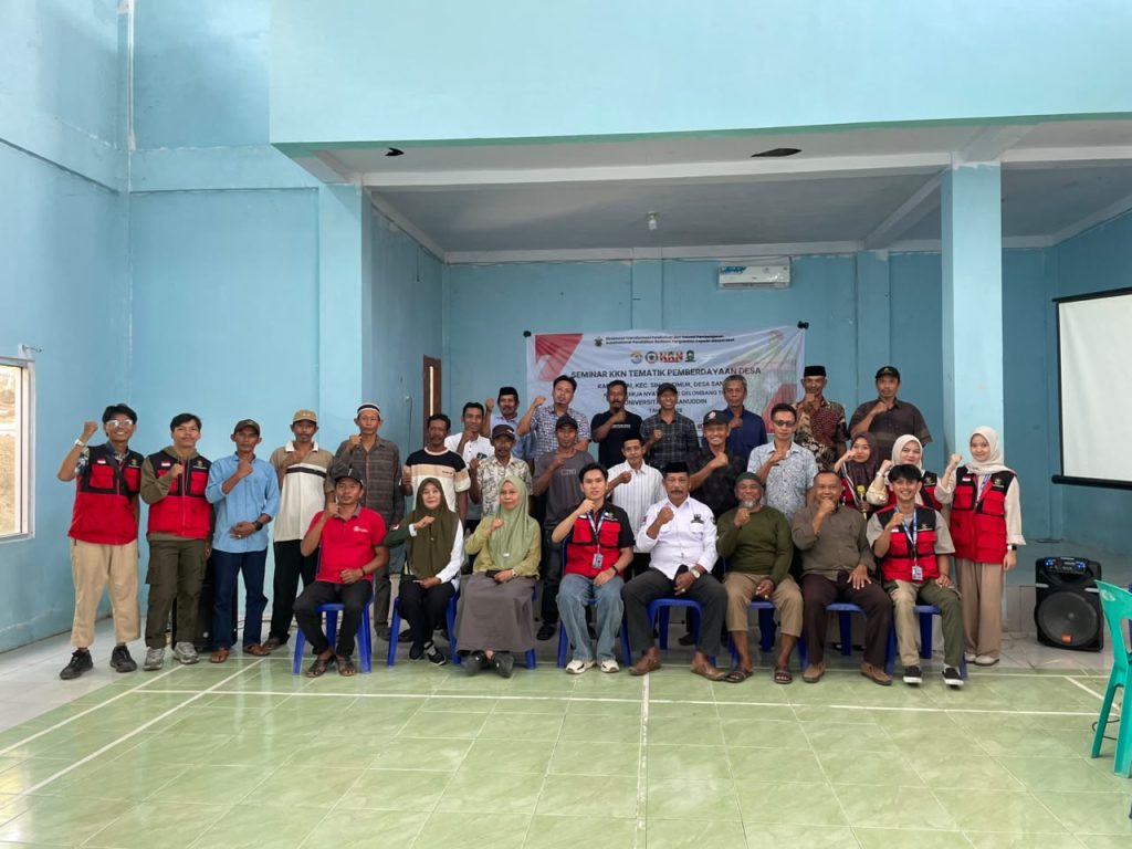 Mahasiswa KKN-T Unhas Dorong Pelestarian Pesisir melalui Program Rehabilitasi Mangrove di Desa Sanjai