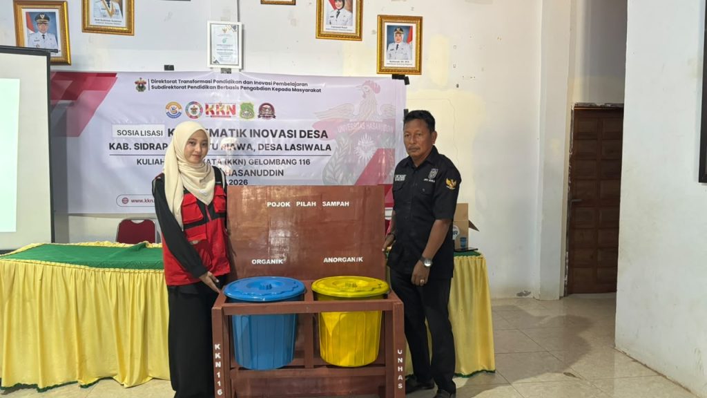 Mahasiswa KKN-T Unhas Hadirkan Pojok Pilah Sampah di Desa Lasiwala