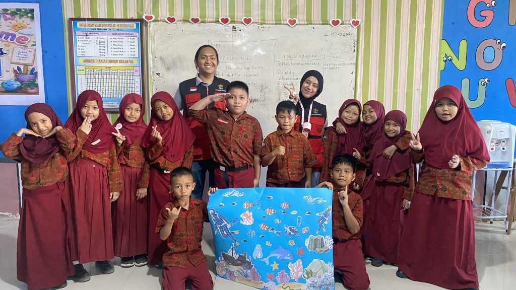 Mahasiswa KKN-T Literasi Unhas Ajak Siswa SDN 8 Binamu Berkarya Berbasis Buku