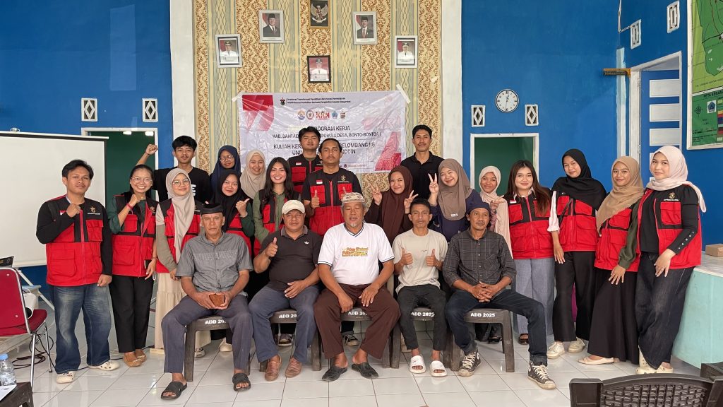 IMG_4175-1024x576 Mahasiswa KKN Unhas Terapkan Sistem Wick sebagai Metode Budidaya Hidroponik di Green House Desa Bonto-Bontoa