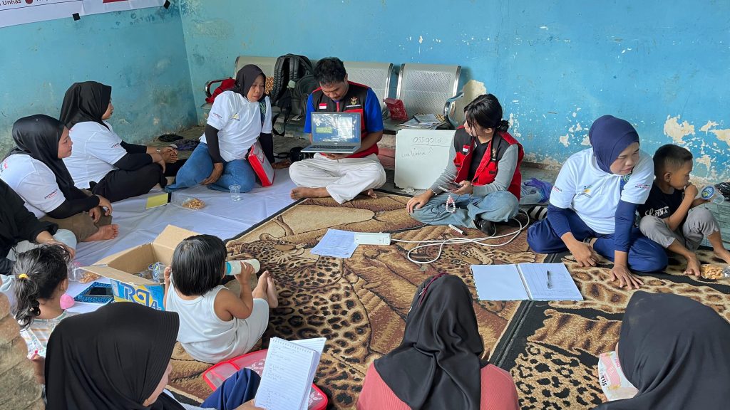 Mahasiswa KKN-T Unhas Perkuat Akses Perizinan UMKM melalui Pendampingan OSS di Desa Pattallassang