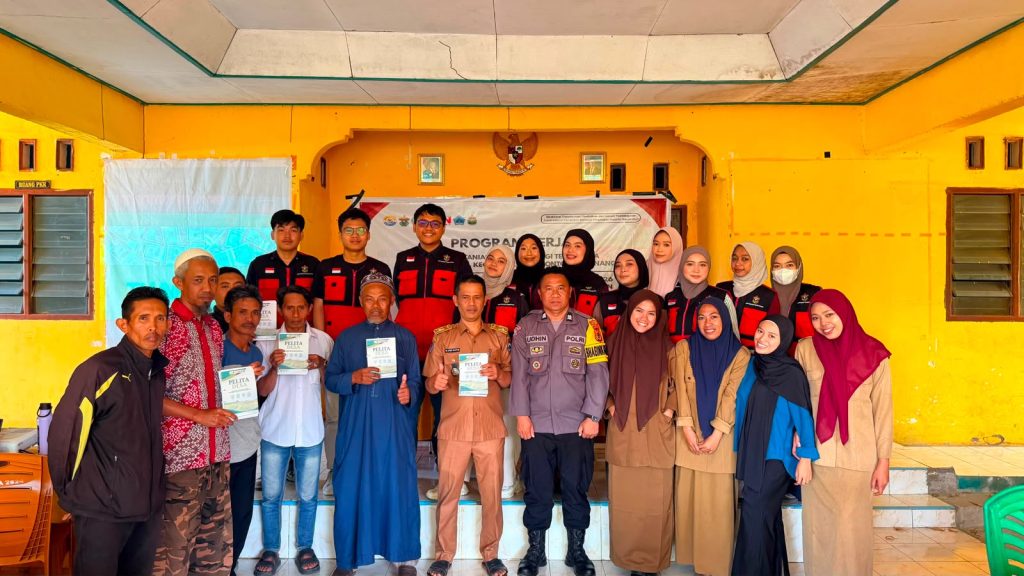 Mahasiswa KKN Unhas Perkuat Tata Kelola Kelompok Tani melalui Penyuluhan Manajemen Keuangan Sederhana